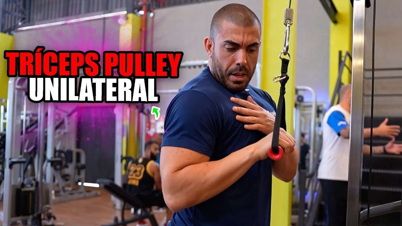 Como fazer tríceps pulley unilateral